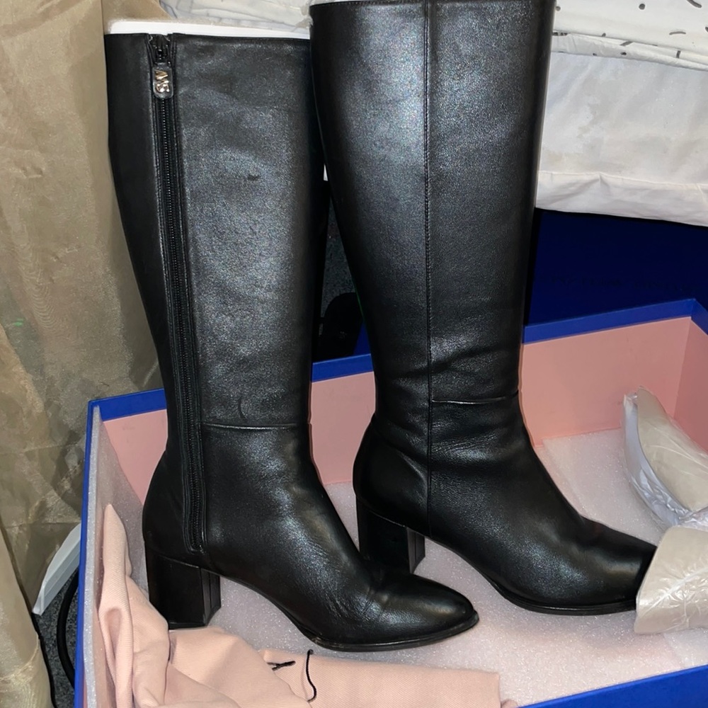 Stuart Weitzman - Laurelia Leather knee boot